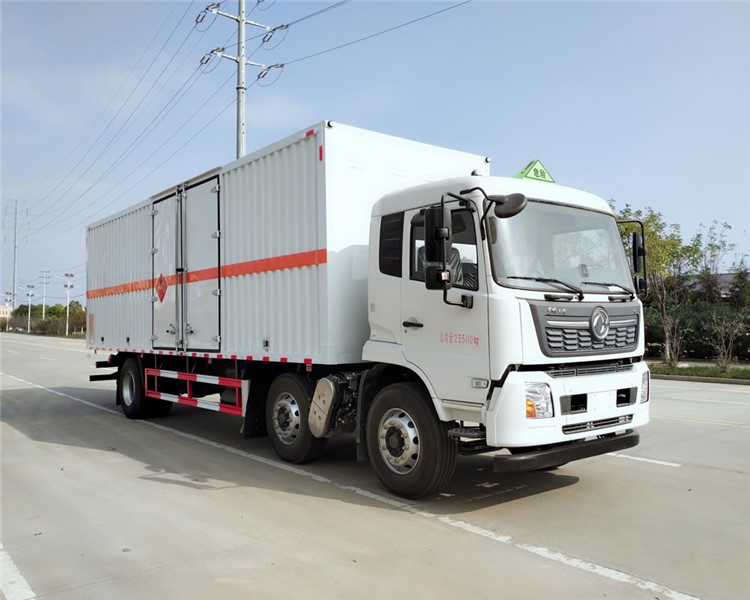 CSC5260XRYD6型易燃液體廂式運輸車
